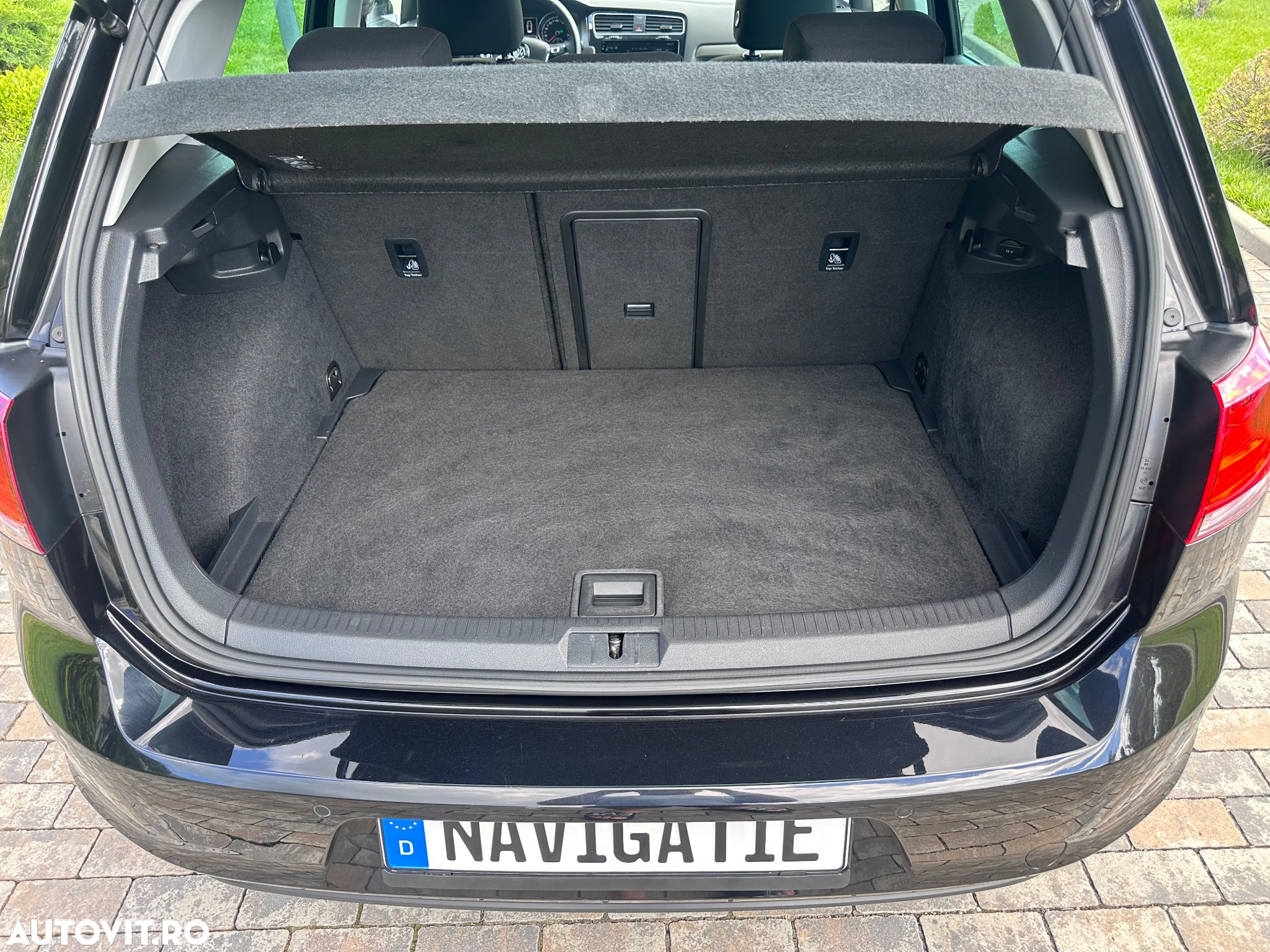 Volkswagen Golf 1.2 TSI BlueMotion Technology DSG Comfortline - 10