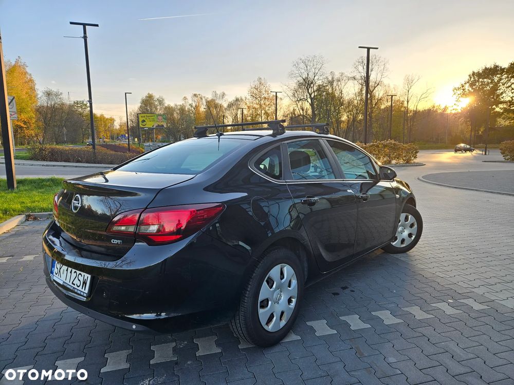 Opel Astra 1.6 CDTI Essentia S&S - 6