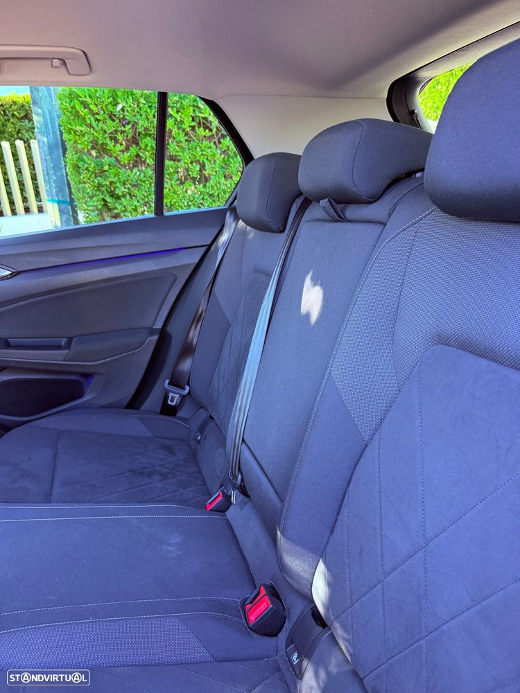 VW Golf Variant 2.0 TDi SCR DSG Highline - 11