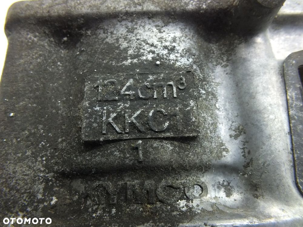 Cylinder Z Tłokiem Kymco Grand Dink 125 - 3