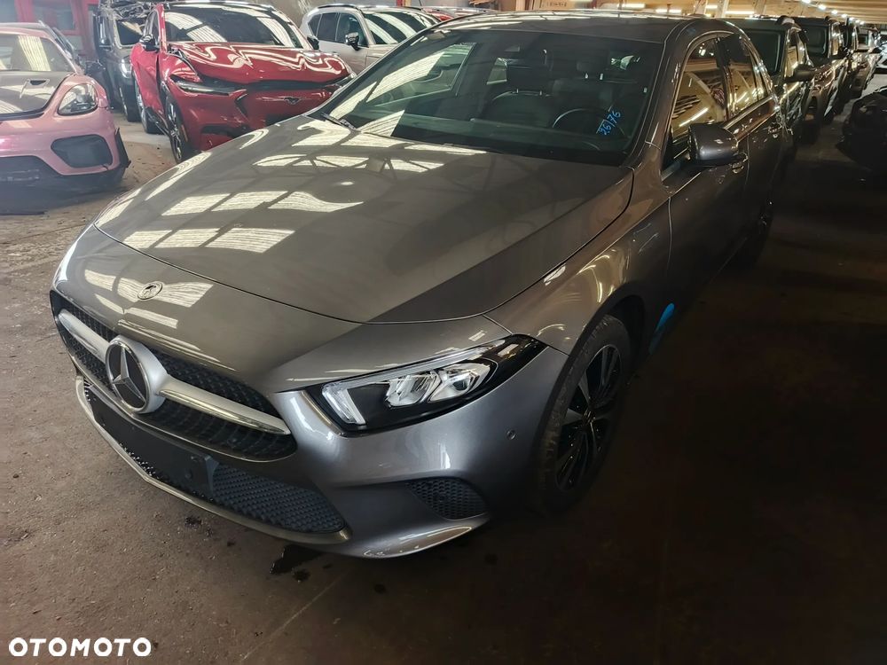 Mercedes-Benz Klasa A 200 d Style 8G-DCT - 3