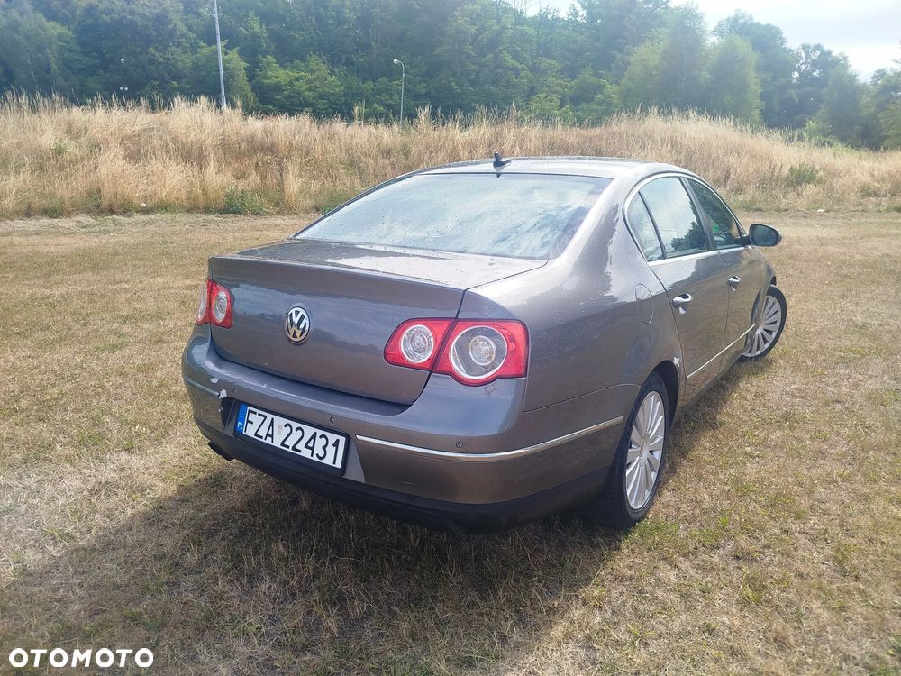 Volkswagen Passat 3.6 V6 4Motion DSG Exclusive - 12