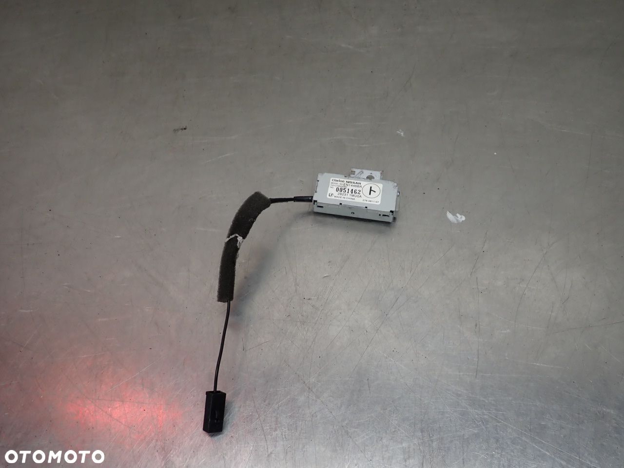 WZMACNIACZ ANTENY INFINITI M37X EN1446BA - 1