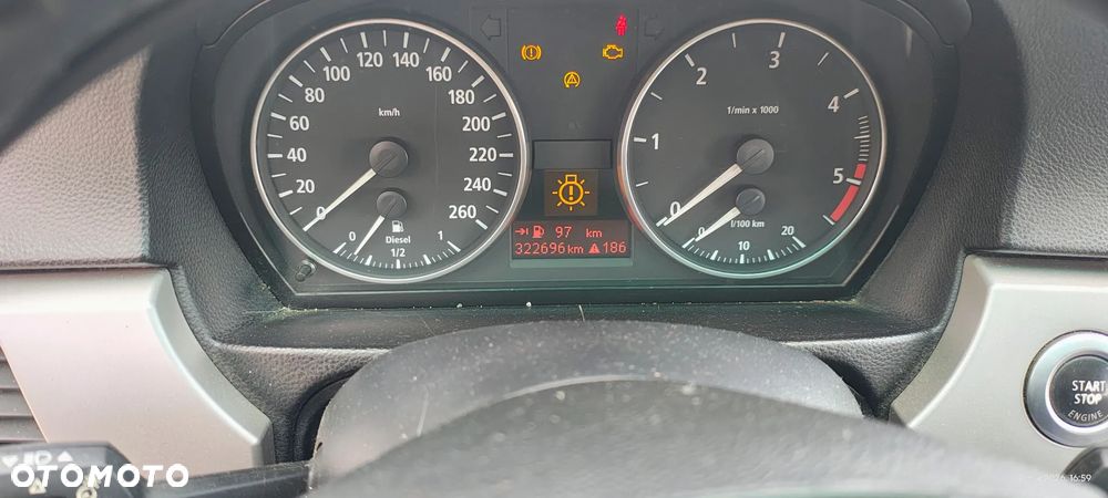 BMW Seria 3 320d DPF - 15