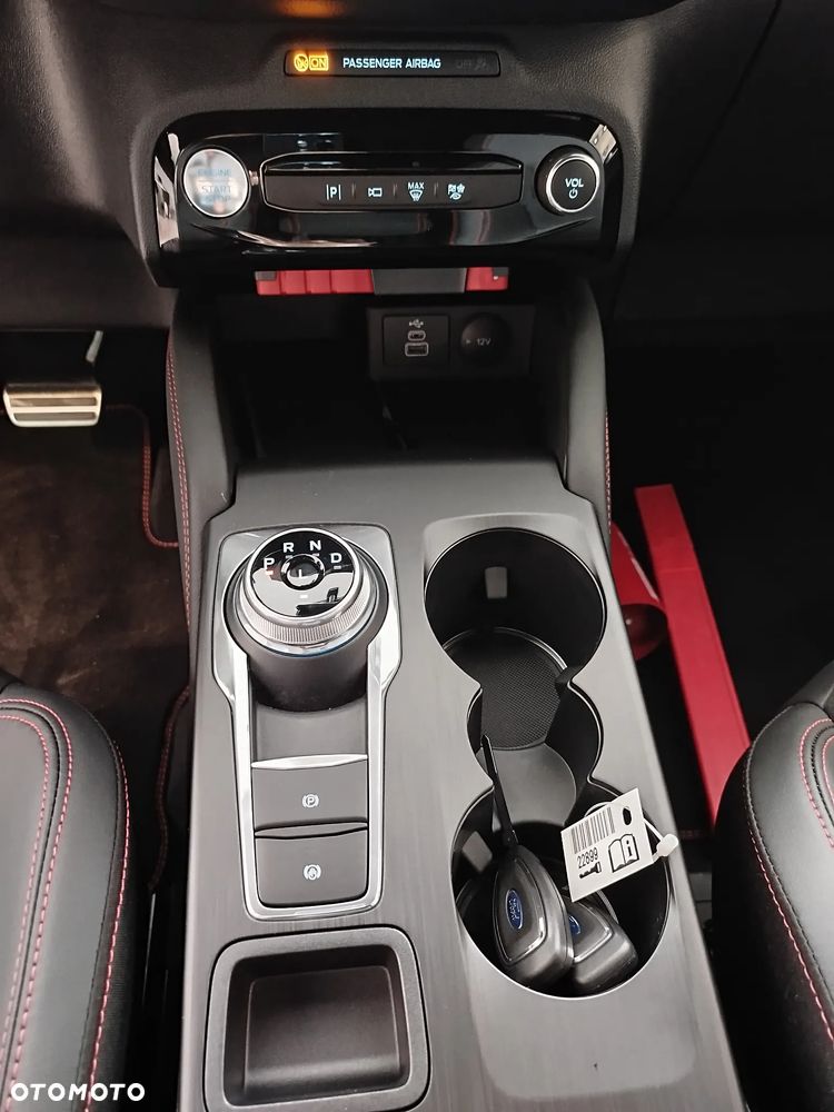 Ford Kuga 2.5 FHEV AWD ST-Line X - 10