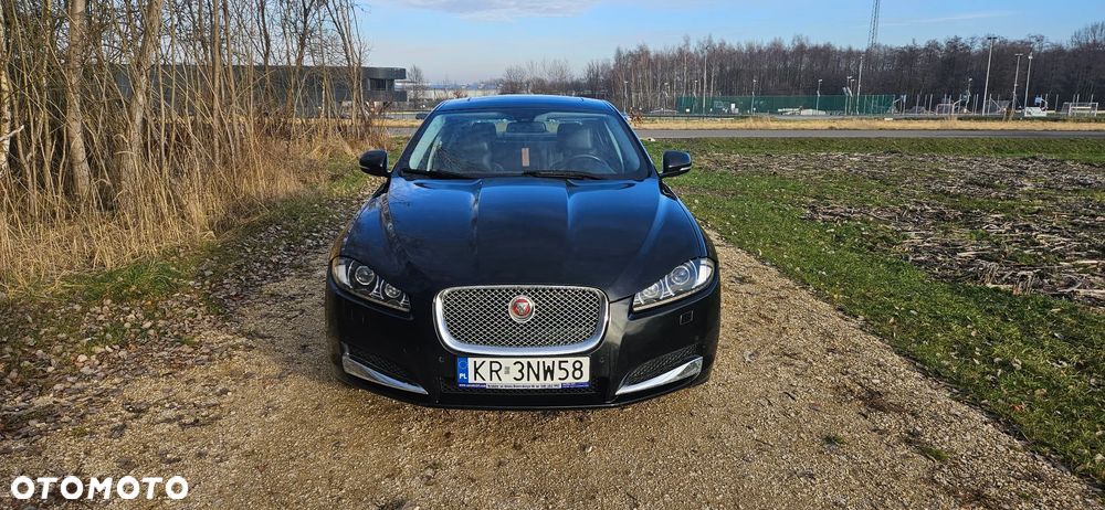 Jaguar XF 2.0 T Premium Luxury - 5