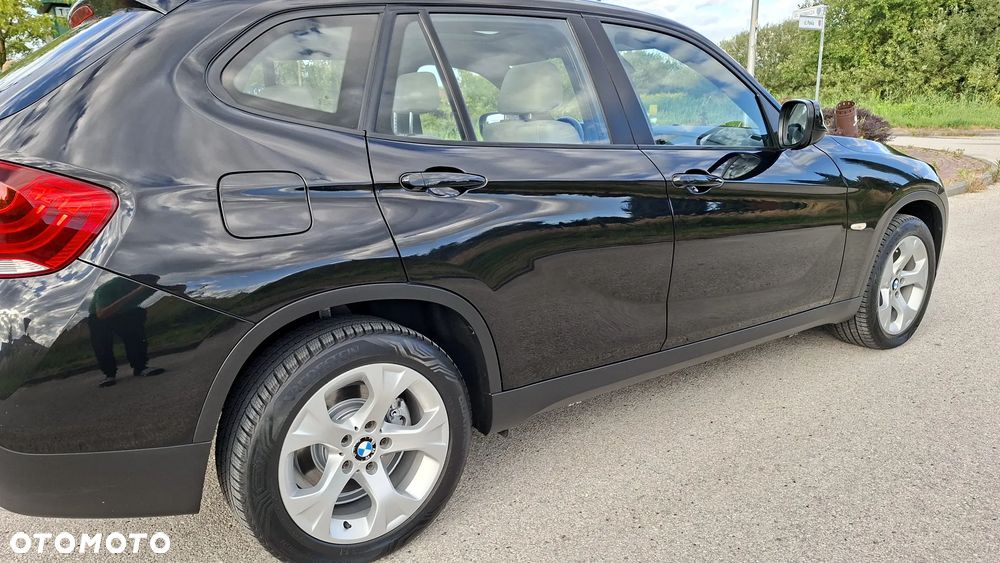 BMW X1 sDrive20d - 20