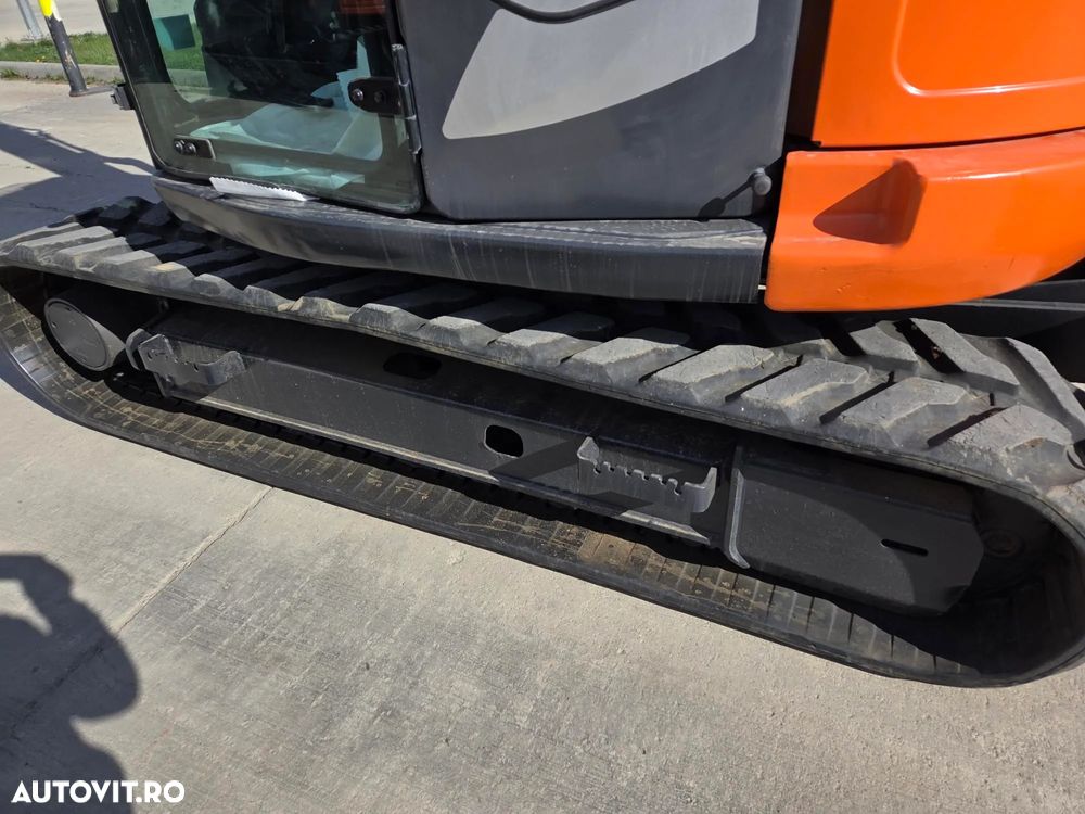 Hitachi ZX85, 2022, 3.177h, LAMA NIVELARE, senile CAUCIUC NOI, CUPLA RAPIDA HIDRAULICA+3 cupe noi, adanc sapare 5m, latimie 2,2m, inst picon pe brate, inst rotire pe brate, Aer condi, Antifurt, Computer in lb romana, leasing 4 ani-PROMOTIE 62.900 EUR+Tva - 20