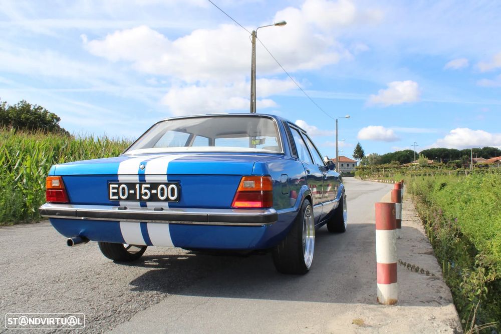 Ford Cortina - 7