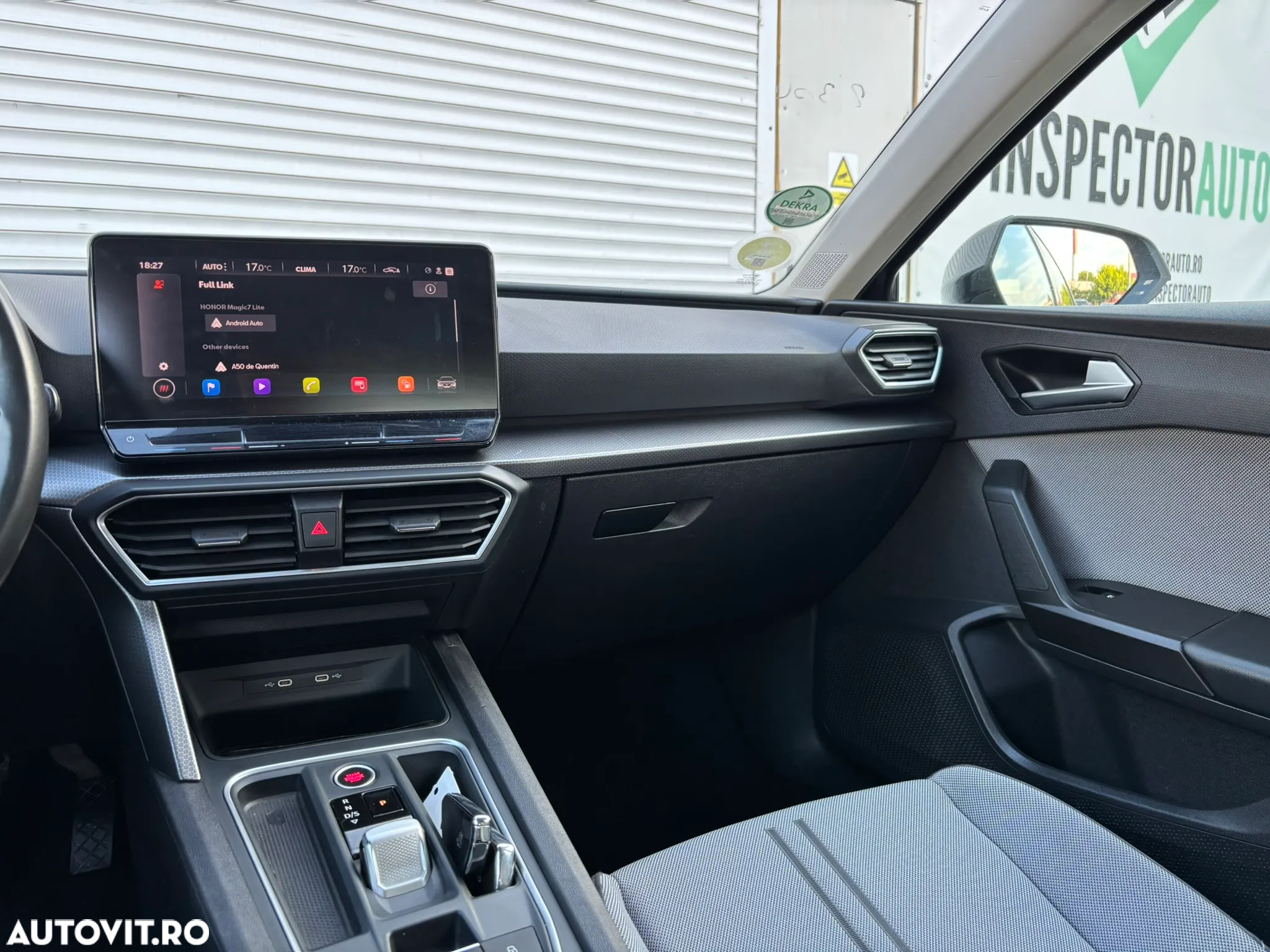Seat Leon Sportstourer 2.0 TDI DSG Style Edition - 21