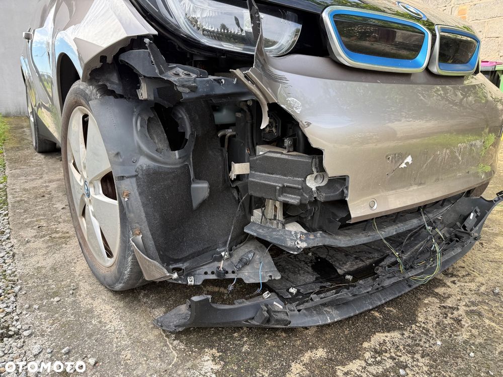 BMW i3 Standard - 16