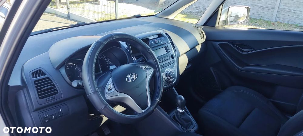 Hyundai ix20 - 10