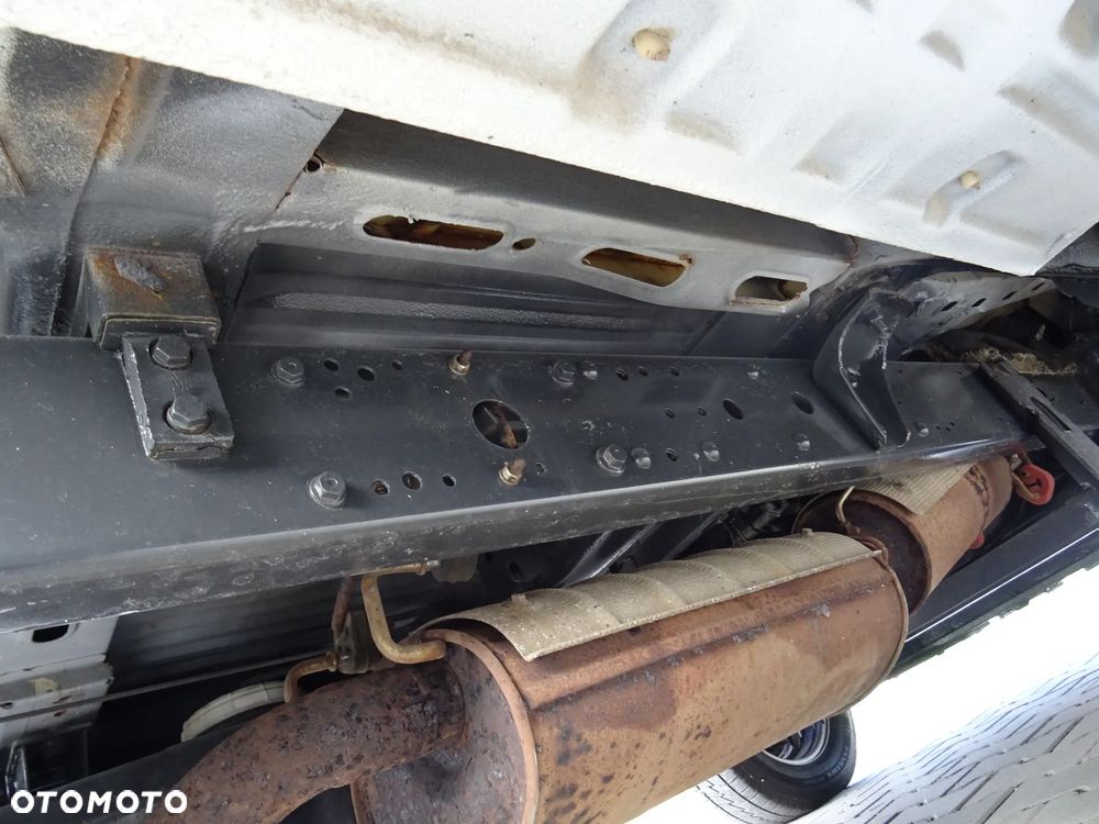 Iveco 35S13 Wywrotka Doka 124tys km Hak Super Stan - 9