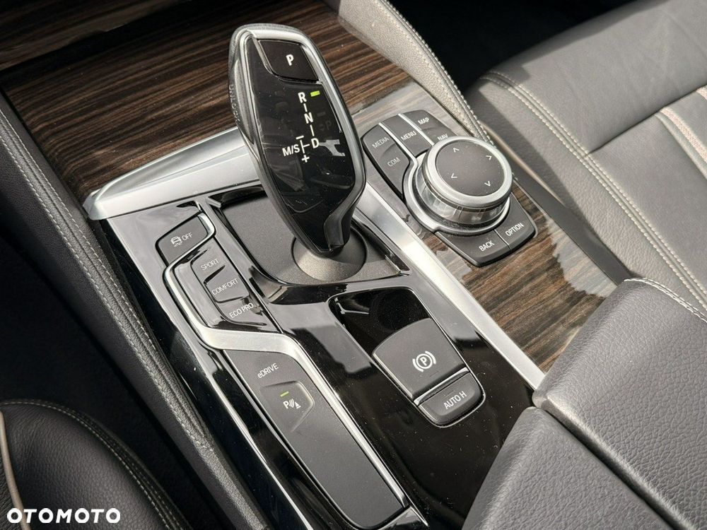 BMW Seria 5 - 27