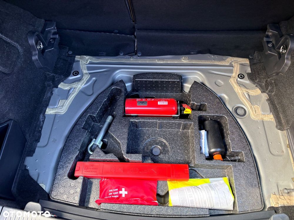 Toyota Auris - 16