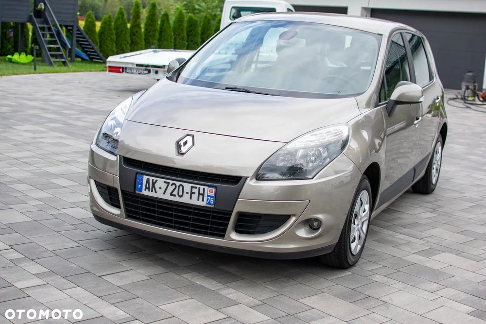 Renault Scenic - 30