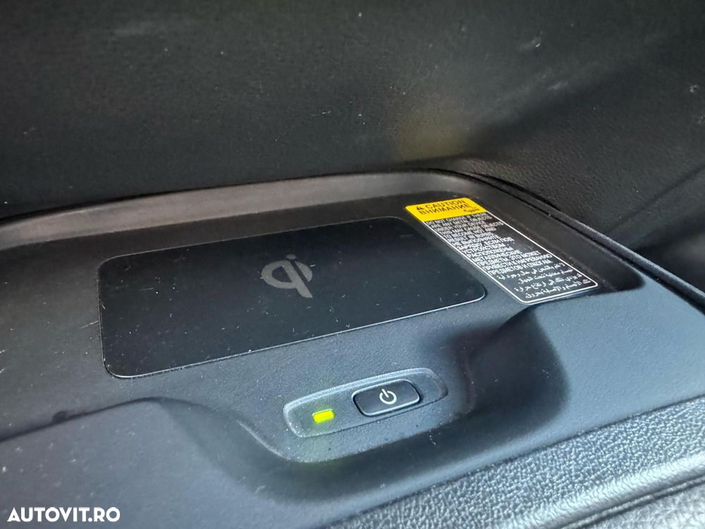 Toyota Corolla 1.8 HSD Dynamic - 29