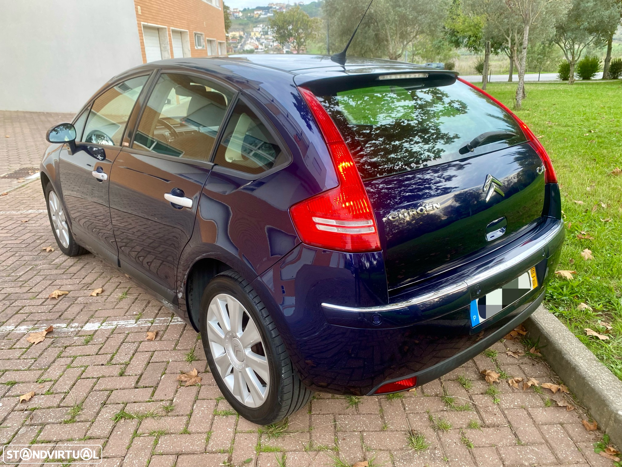 Citroën C4 1.6 HDi 110 Exclusive - 12