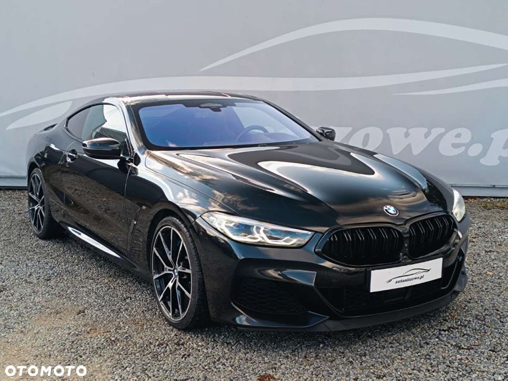 BMW Seria 8 - 12