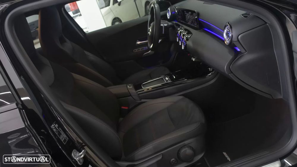 Mercedes-Benz A 200 AMG Line Aut. - 12