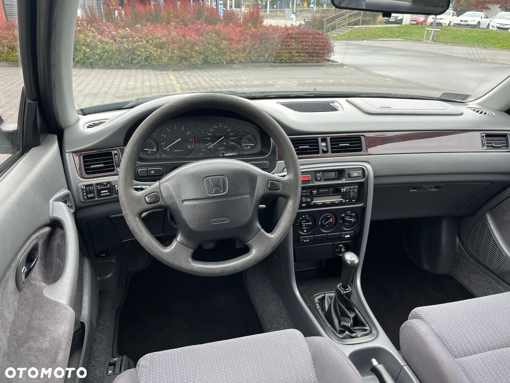 Honda Civic 1.4i S - 12