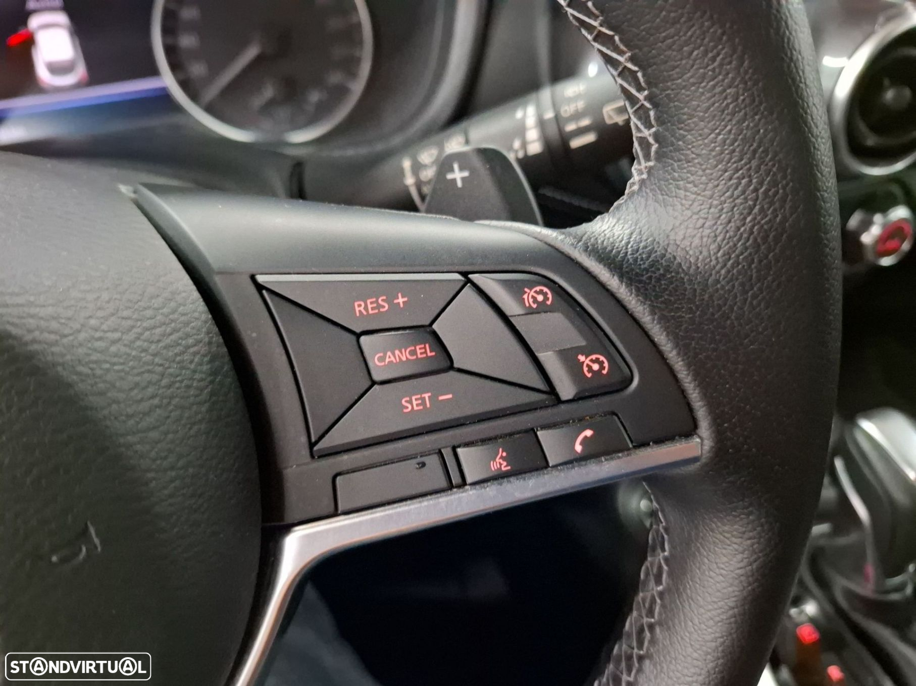 Nissan Juke 1.0 DIG-T N-Connecta NAV.+TwoTone NC DCT - 12