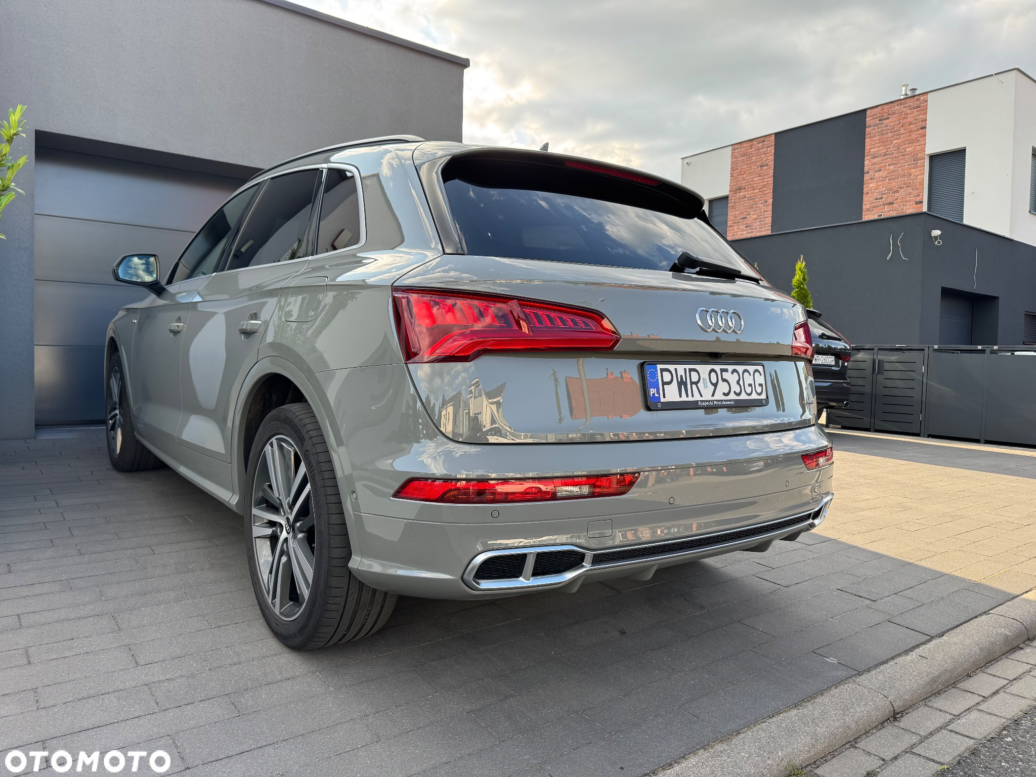 Audi Q5 55 TFSI e Quattro S tronic - 16