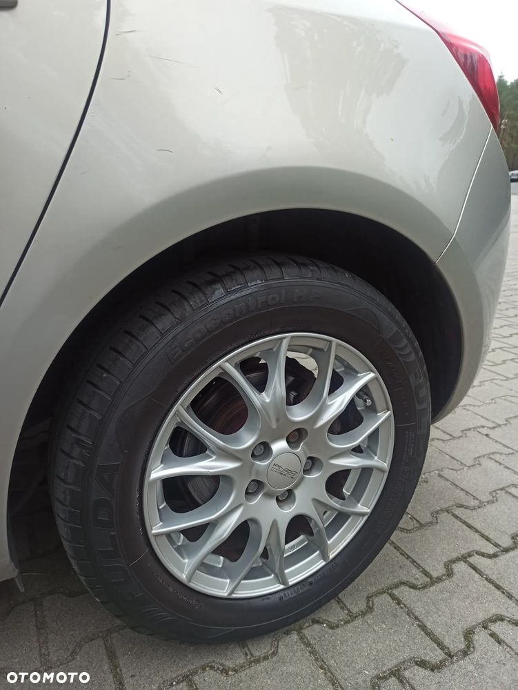 Opel Astra 1.6 - 8