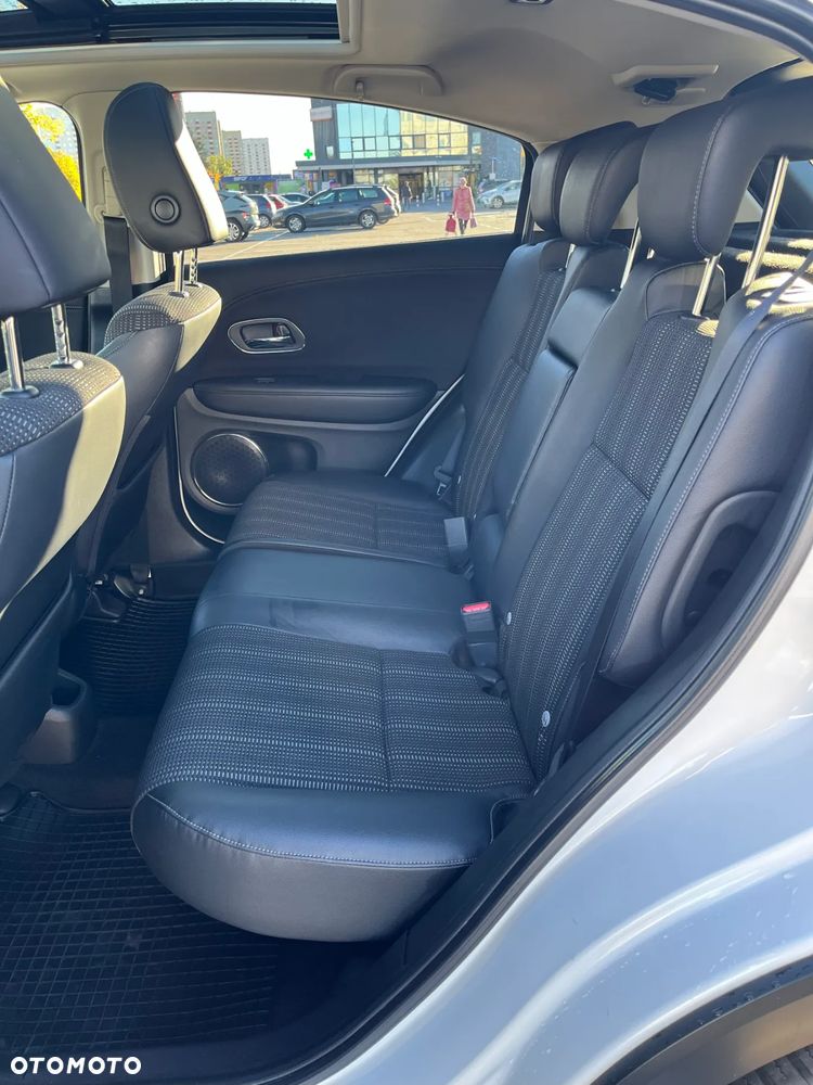 Honda HR-V 1.6 i-DTEC Executive - 16