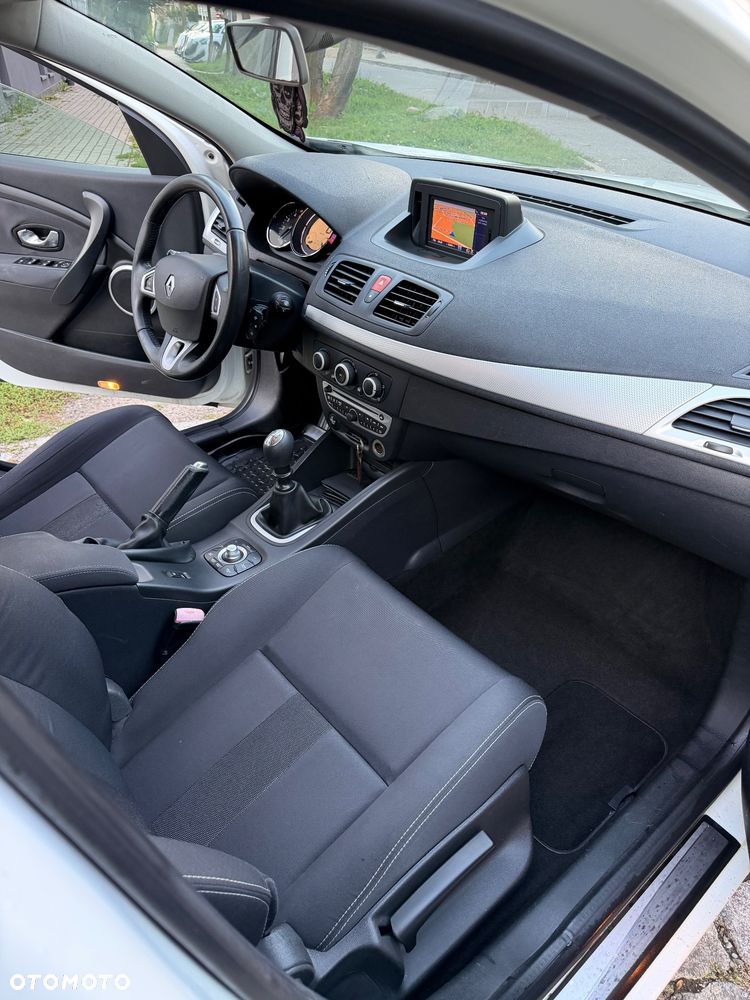 Renault Megane 1.5 dCi Expression - 8