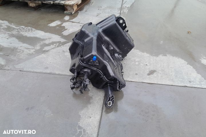 Rezervor AdBlue 2Q0131877G / 5Q0131969E / 0444040022 2Q0131877G / 5Q0 - 4