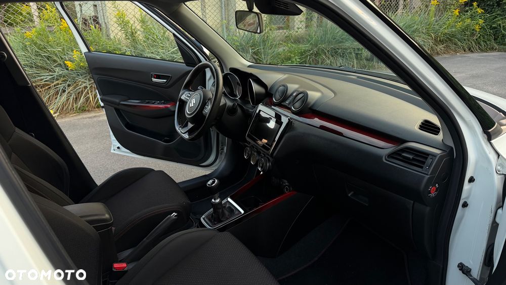 Suzuki Swift - 11