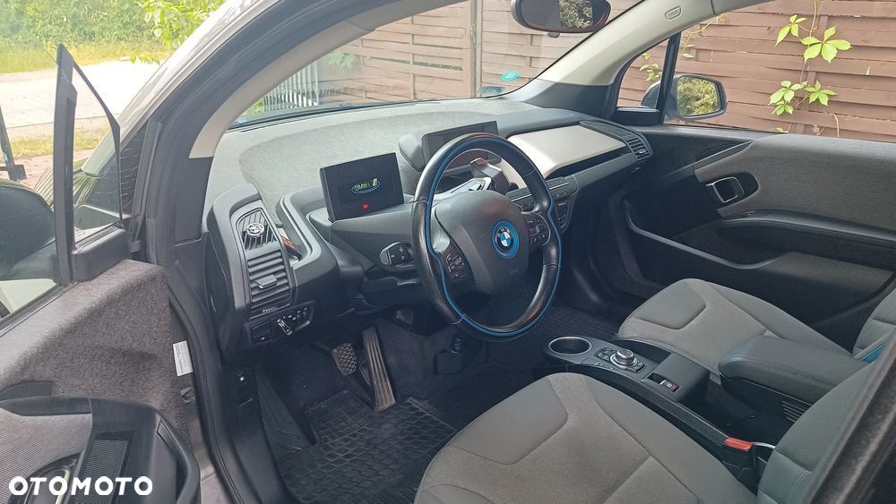 BMW i3 (Range Extender) - 9