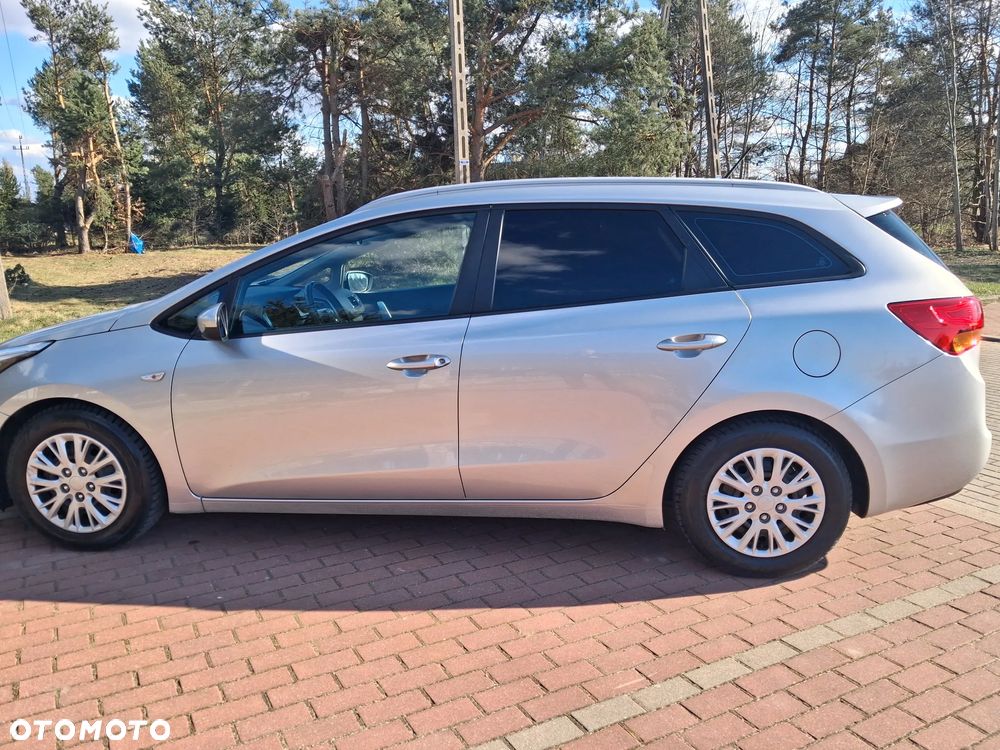 Kia Ceed - 5