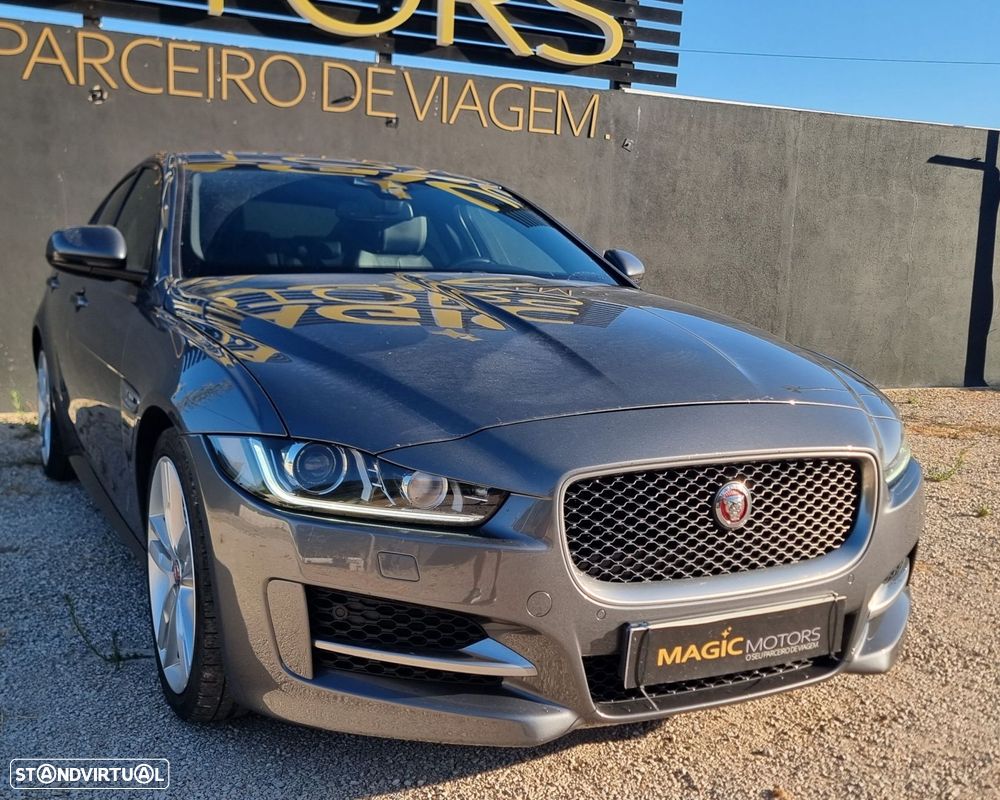 Jaguar XE 2.0 D R-Sport AWD Aut. - 2