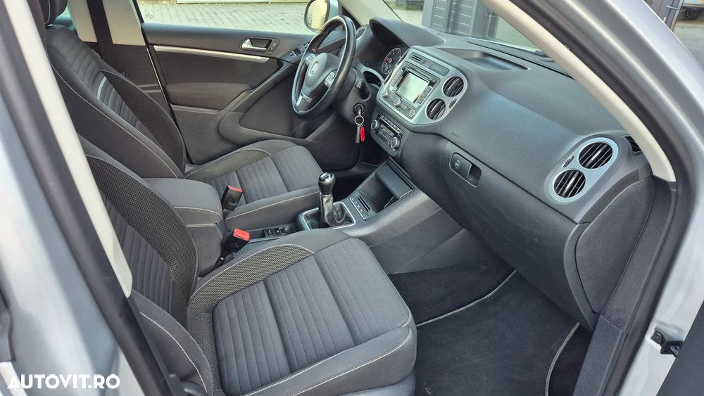 Volkswagen Tiguan - 7