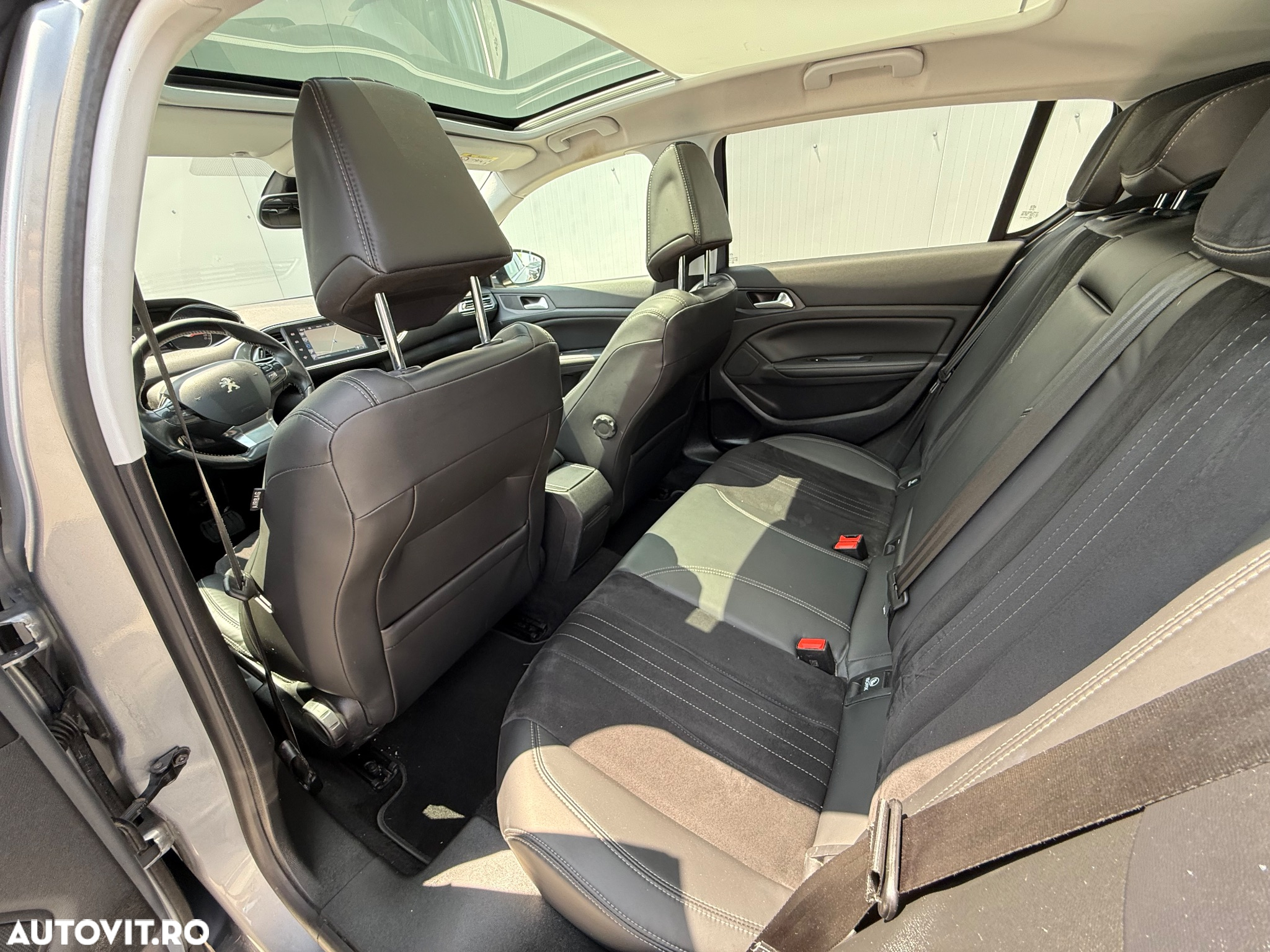 Peugeot 308 1.2 L PureTech Turbo Allure Aut. - 9