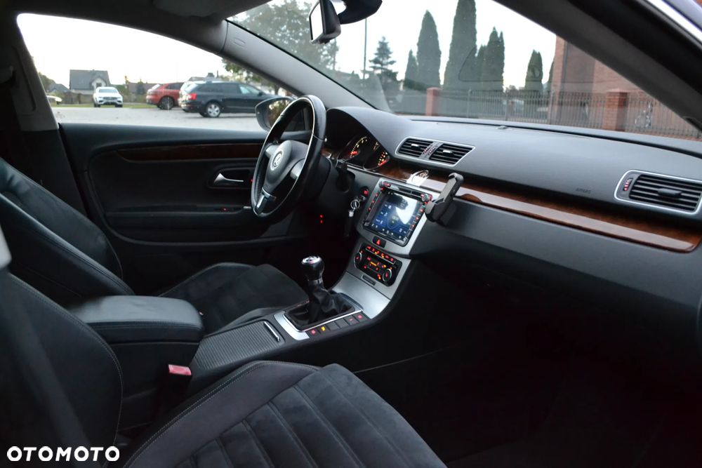 Volkswagen Passat CC 2.0 TSI - 29