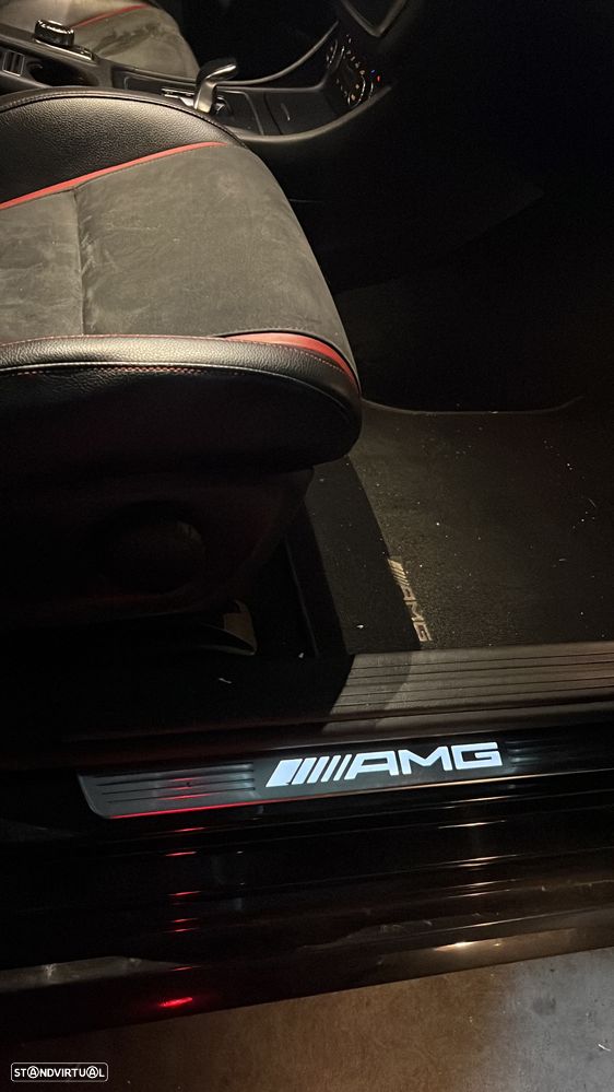 Mercedes-Benz CLA 45 AMG 4Matic 7G-DCT Orange Art Edition - 15