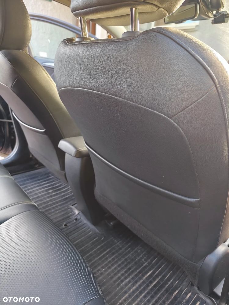 Toyota Avensis 1.8 Premium MS - 31