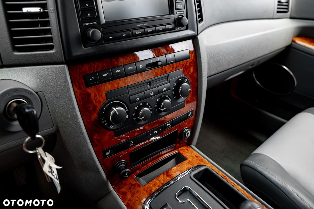 Jeep Grand Cherokee 3.0 CRD Automatik Limited - 30