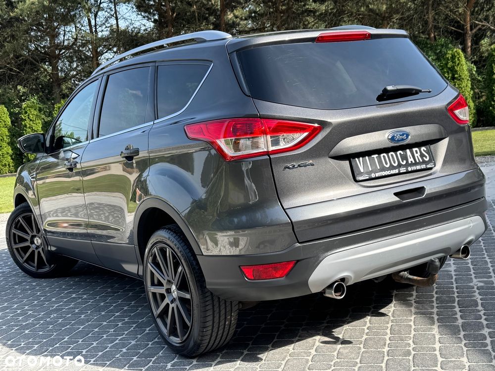 Ford Kuga 2.0 TDCi 2x4 Titanium - 10