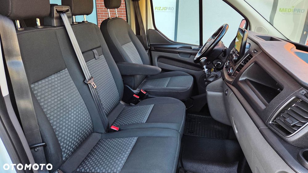 Ford Transit Custom 310 L2H1 Limited - 11