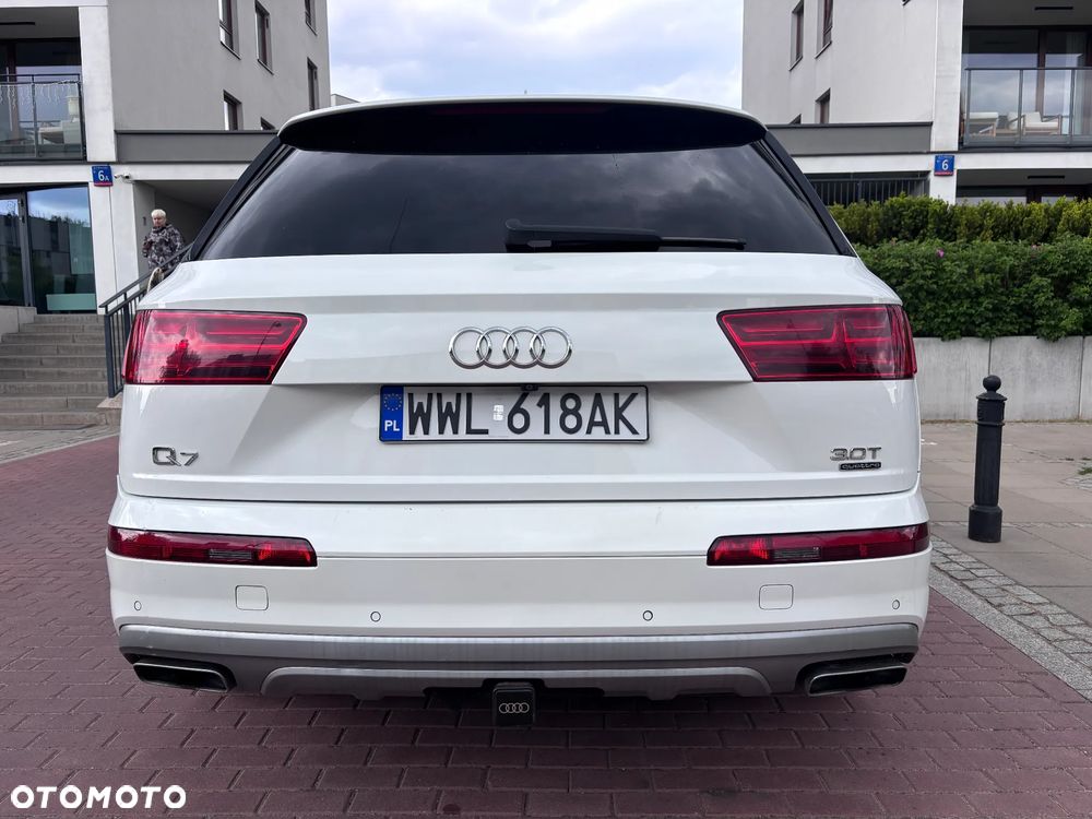 Audi Q7 3.0 TFSI Quattro Tiptronic - 8