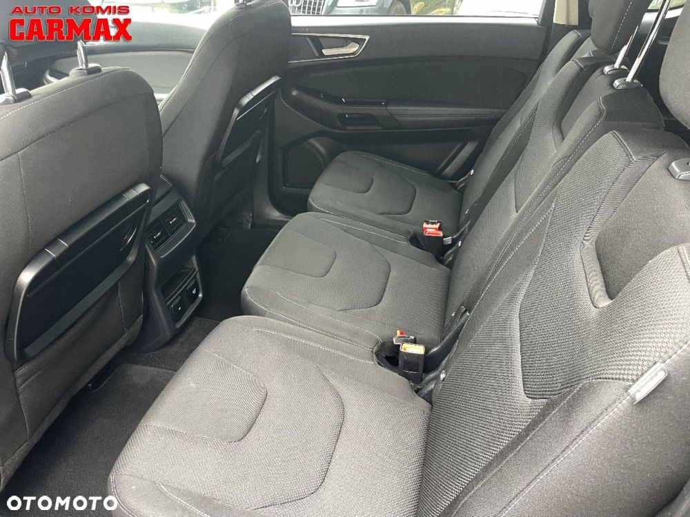 Ford S-Max - 13