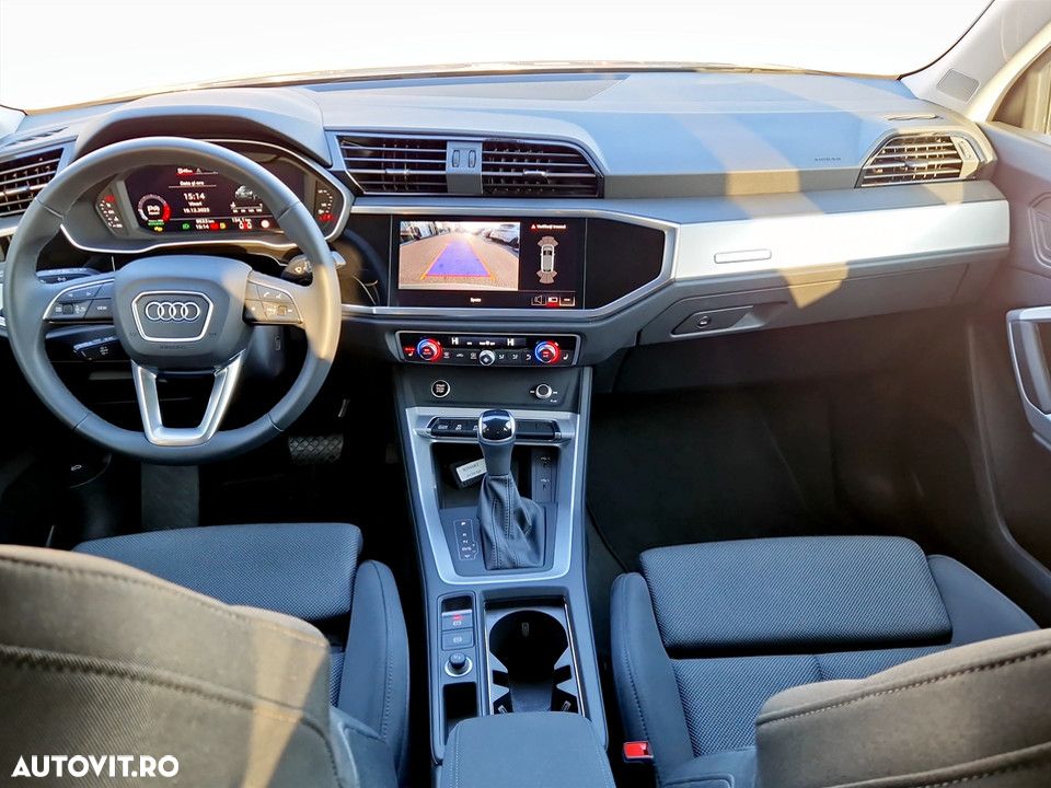 Audi Q3 35 TFSI S tronic - 13