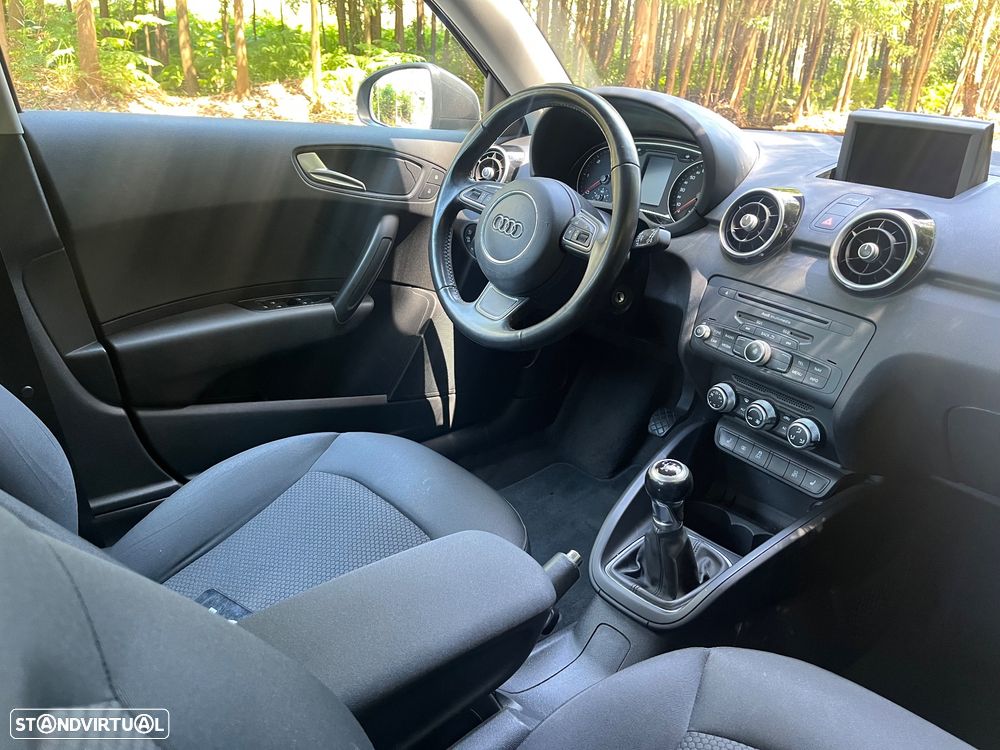 Audi A1 Sportback 1.6 TDI Ambition - 10