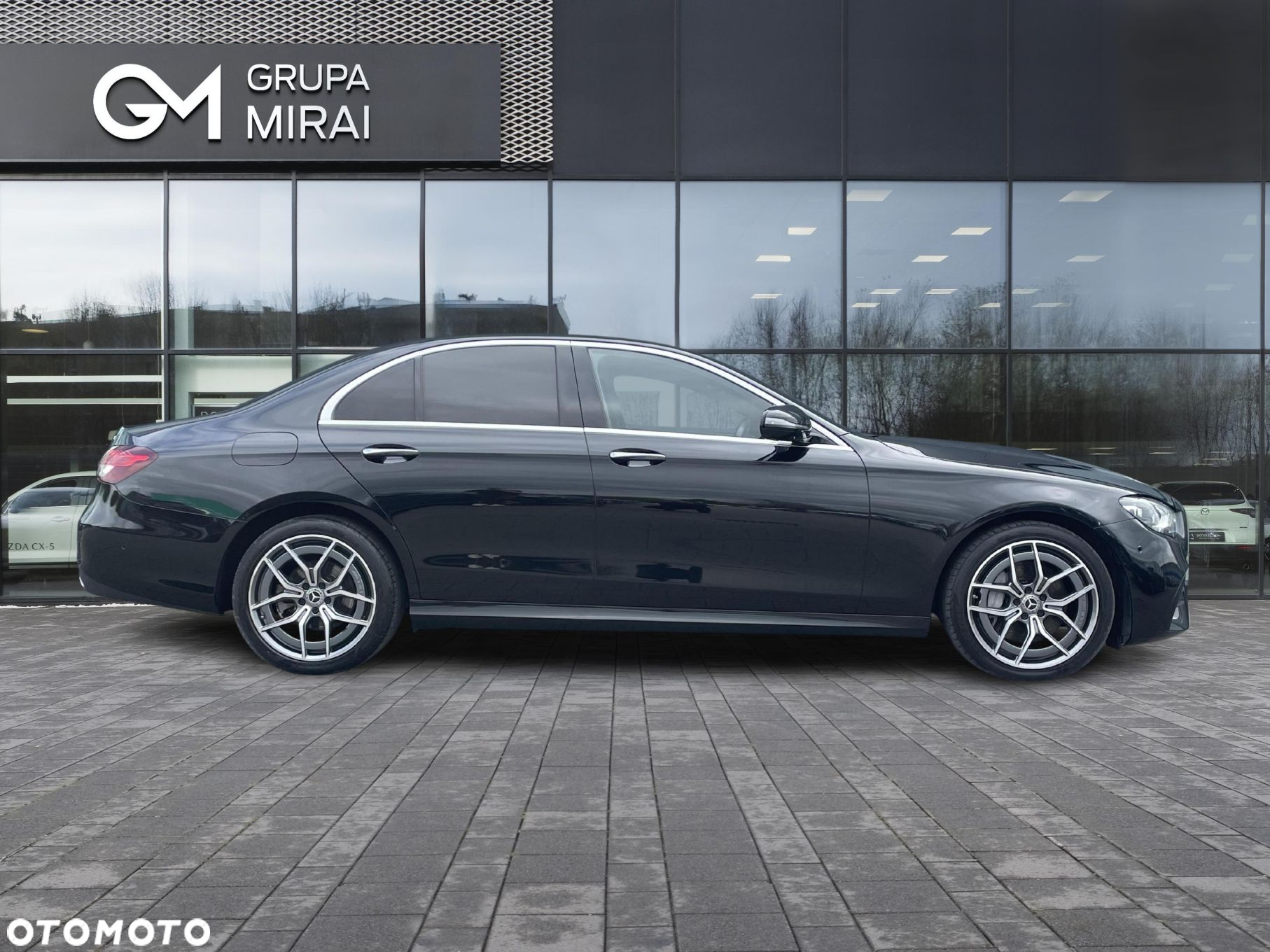 Mercedes-Benz Klasa E 220 d 4-Matic 9G-TRONIC - 6