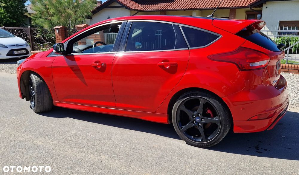 Ford Focus 1.5 EcoBoost STart-Stopp-System ST-LINE - 4