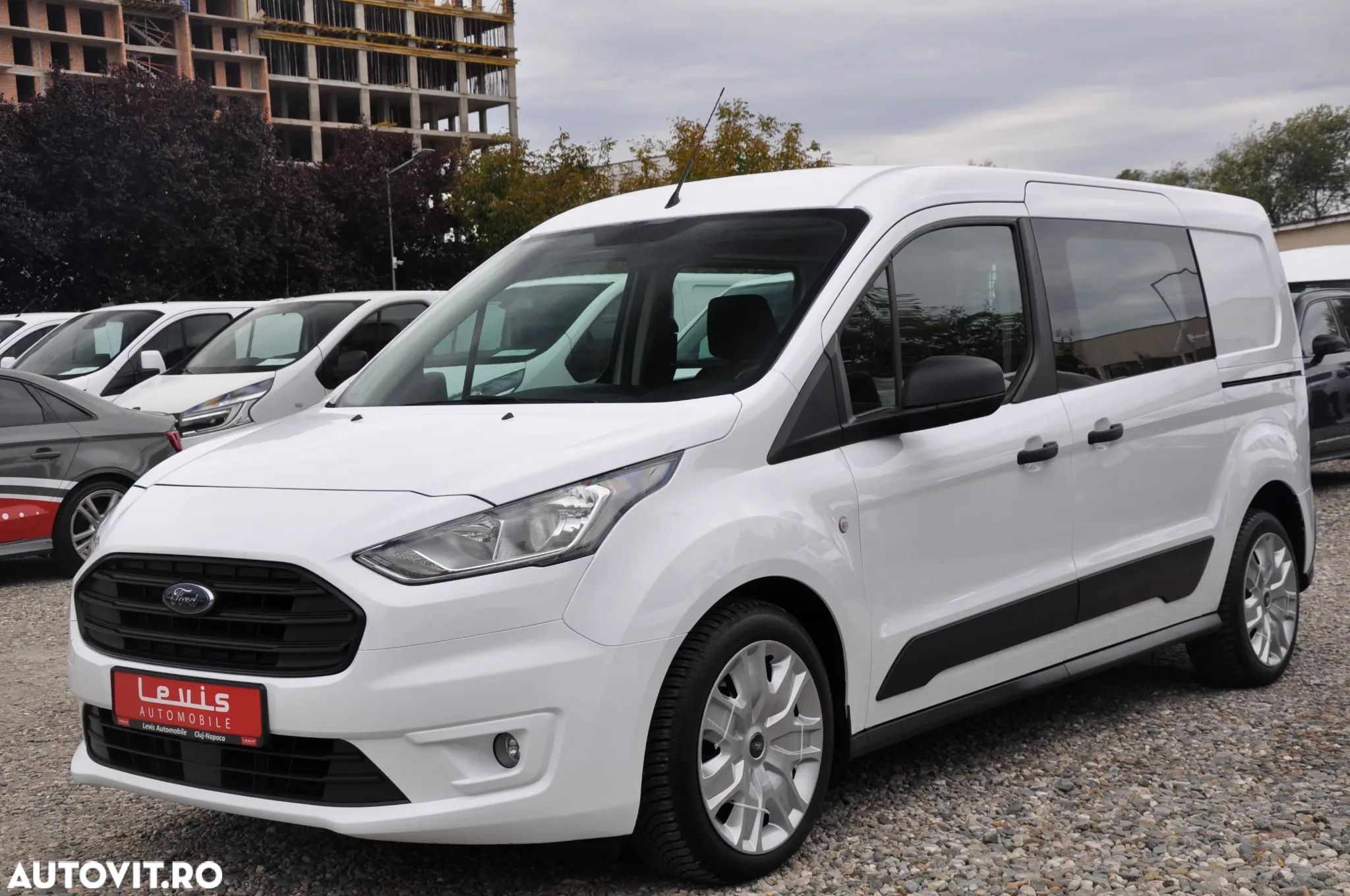 Ford Transit Connect L2H1 5 Locuri - 1